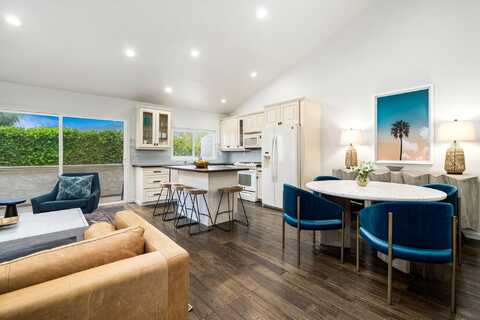 1384 S Camino Real, Palm Springs, CA 92264
