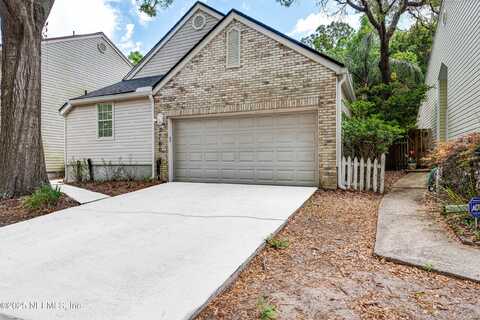 7760 MANASSAS Court E, Jacksonville, FL 32277