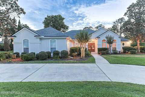1942 QUAKER RIDGE Drive, Green Cove Springs, FL 32043
