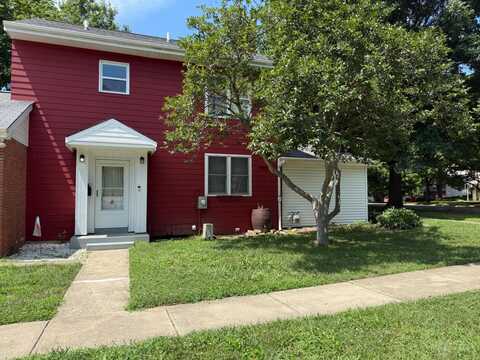 2 Brompton Lane, Greenhills, OH 45218