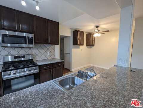 633 N Sweetzer Ave, West Hollywood, CA 90048