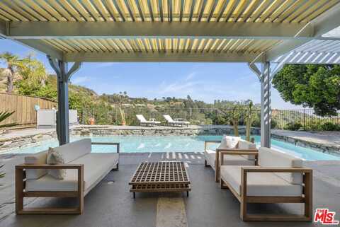 2252 Gloaming Way, Beverly Hills, CA 90210