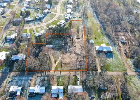 243 S Munroe Road, Tallmadge, OH 44278