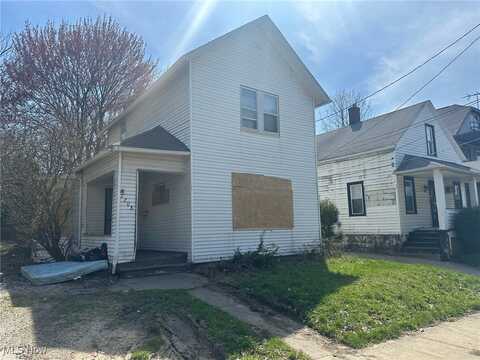 7208 Clement Avenue, Cleveland, OH 44105