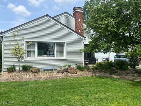 335 Englewood Avenue, Zanesville, OH 43701