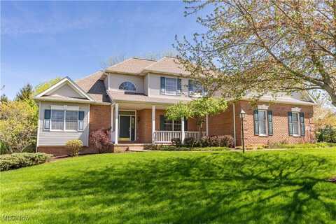 2901 Chalford Circle NW, North Canton, OH 44720