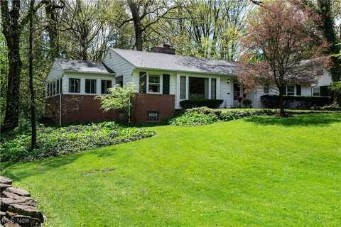 1111 Mansell Drive, Youngstown, OH 44505