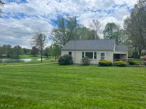 6695 Leffingwell Road, Canfield, OH 44406