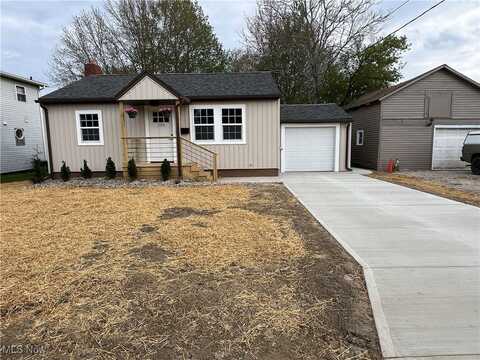 329 Bessemer Avenue, Conneaut, OH 44030