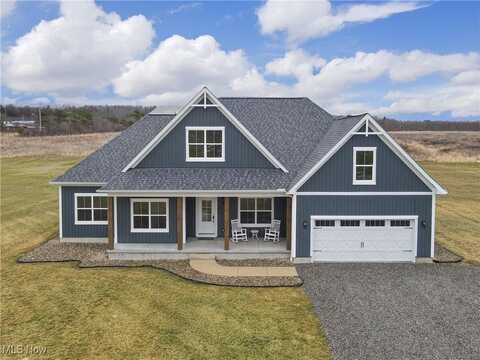 755 SE River Road, Lake Milton, OH 44429