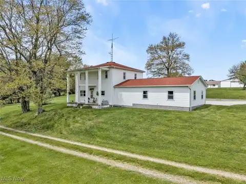 1250 Alamo Road SE, Carrollton, OH 44615