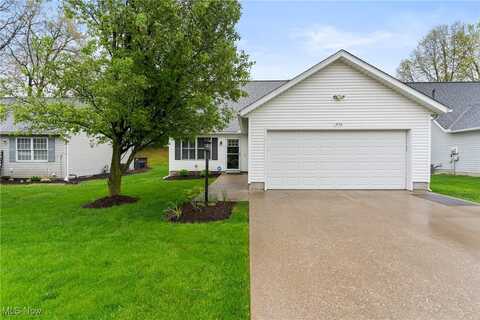 3152 Pondview Drive, Ravenna, OH 44266