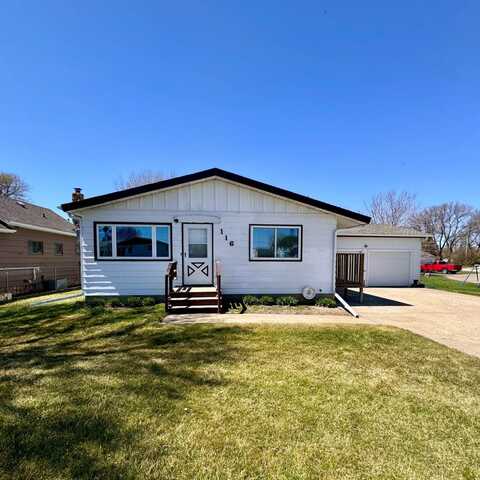 116 5th Street E, Napoleon, ND 58561