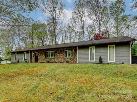 4 Highlander Road, Asheville, NC 28804