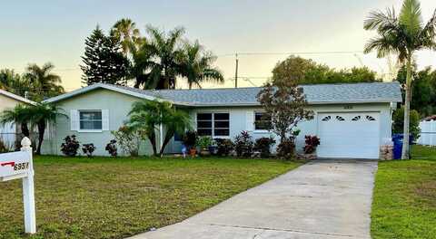 6951 South Shore Drive, South Pasadena, FL 33707