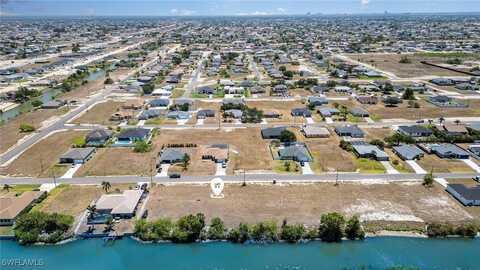 1410 NE 1st Place, Cape Coral, FL 33909