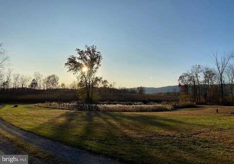 246 Locust Lane, Edinburg, VA 22824