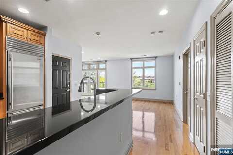 7400 River Road 204, North Bergen, NJ 07047