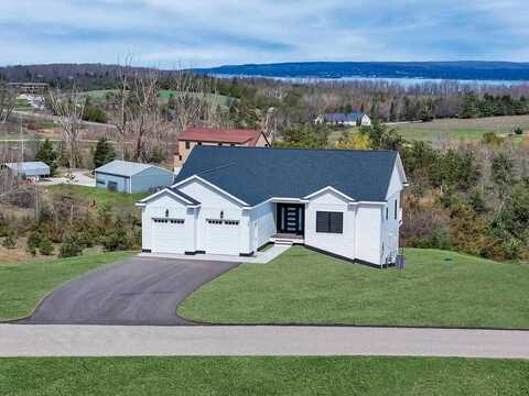 358 Harbor View Lane, Petoskey, MI 49770