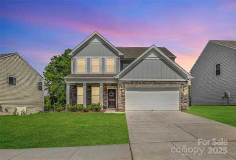 699 Kitfox Drive NW, Concord, NC 28027