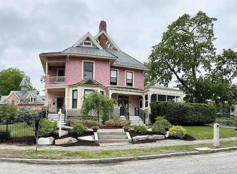68 Russell Street, Manchester, NH 03104