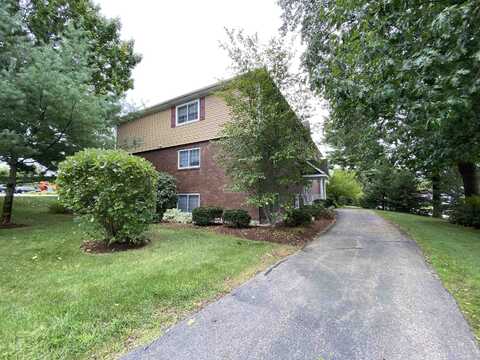 3961 Old Brown Avenue, Manchester, NH 03103