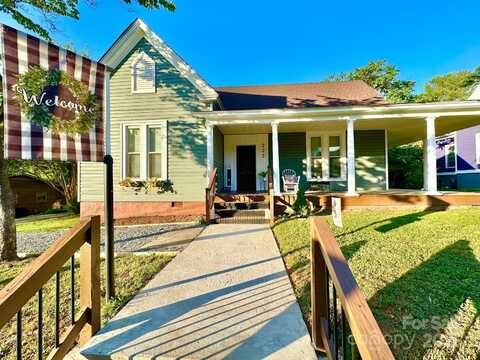222 Brevard Street, Statesville, NC 28677