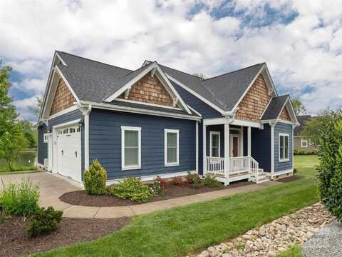 76 Foundry Lane, Hendersonville, NC 28792