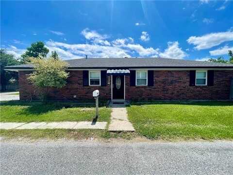 114 8TH Street, Chalmette, LA 70043