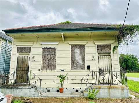 301 TRICOU Street, New Orleans, LA 70117