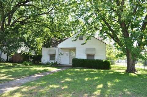 1345 S Darlington Avenue, Tulsa, OK 74112