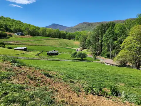 583 Cane Branch Road, Burnsville, NC 28714