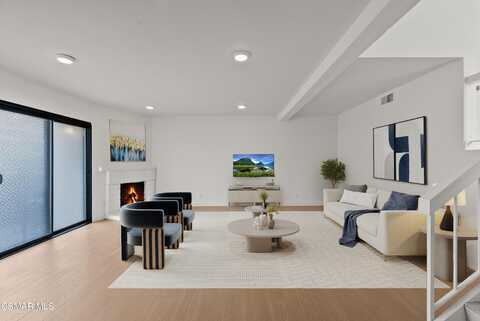 10009 Topanga Canyon Boulevard, Chatsworth, CA 91311