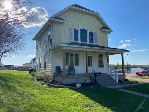 111 N 5th Street, Mapleton, IA 51034