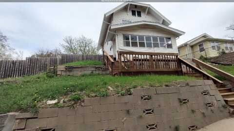 3109 Garretson Ave., Sioux City, IA 51106