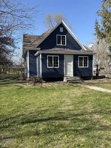 315 E Veterans Rd, Laurens, IA 50554