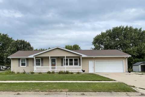 1001 E 8TH ST, Storm Lake, IA 50588