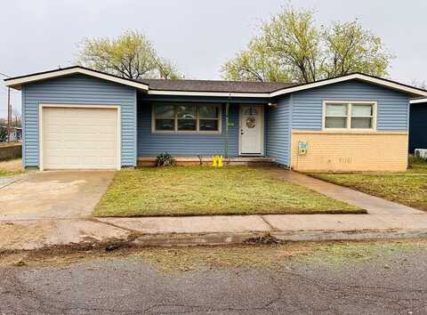 301 SW 11th St, Andrews, TX 79714