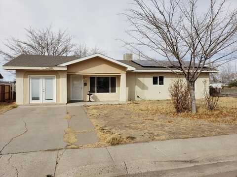 1813 Miracerros LN, Alamogordo, NM 88310