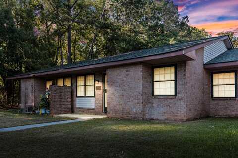 7914 Dutch Court, North Charleston, SC 29420