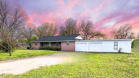 107 S 10th Street, Davis, OK 73030