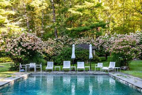 127 Bucks Rock Road, New Milford, CT 06776