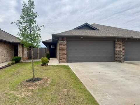 918 Coles Creek, Yukon, OK 73099