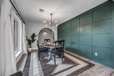 232 S Ranchwood Manor Drive, Oklahoma City, OK 73139