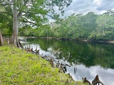 22nd Ct, Branford, FL 32008