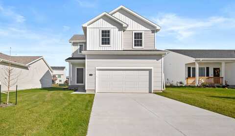 4401 Honey Bee Ridge, Des Moines, IA 50317