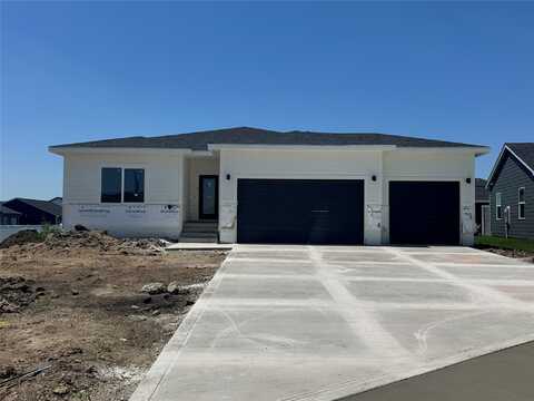 5208 150th Street, Urbandale, IA 50323