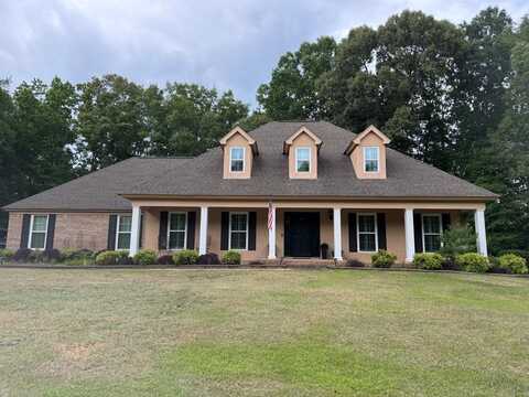 124 Collinswood Drive, Eufaula, AL 36027
