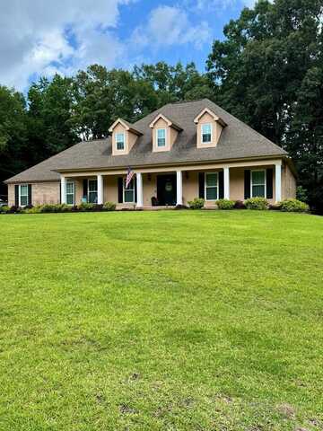 124 Collinswood Drive, Eufaula, AL 36027