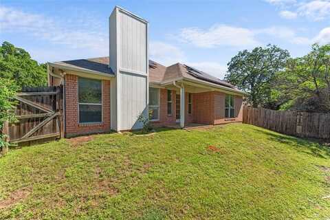 7632 Arbor Ridge Court, Fort Worth, TX 76112
